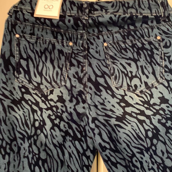 Chico’s Jegging - Picture 6 of 6